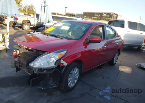 2015 Nissan Versa 1.6 Sv z USA, uszkodzony, nr VIN 3N1CN7AP8FL818156